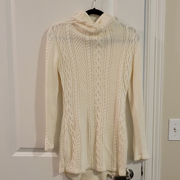 v28 Sweaters - v28 Women Polo Neck Turtleneck